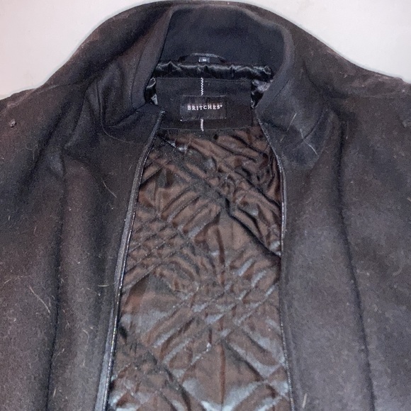 P coat - Picture 2 of 3